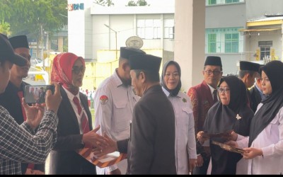 Kepala MTs Negeri Soppeng Raih Penghargaan Kepala Madrasah Tsanawiyah Terbaik 2025